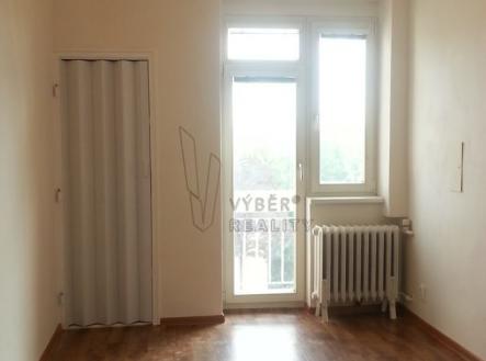 ložnice s balkonem | Pronájem bytu, 2+kk, 55 m²