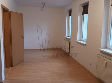 pokoj s kk | Pronájem bytu, 1+kk, 37 m²