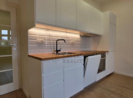 kuch. linka | Prodej bytu, 1+kk, 36 m²