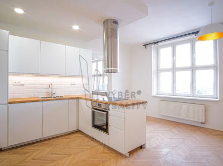 pokoj s kuchyňskou linkou | Pronájem bytu, 3+kk, 75 m²