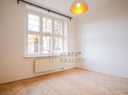 pokoj s kuchyňskou linkou | Pronájem bytu, 3+kk, 75 m²
