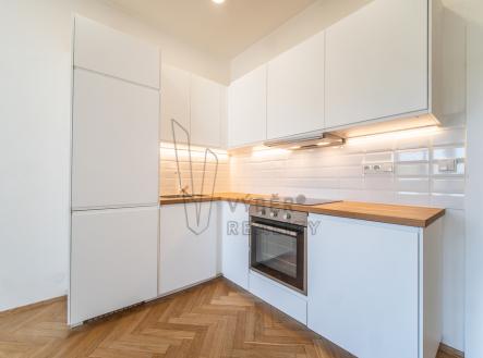 kuch. linka | Pronájem bytu, 1+kk, 28 m²