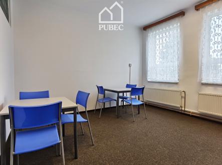 druhé NP (1) | Pronájem - kanceláře, 178 m²