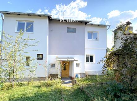 30 | Prodej - dům/vila, 225 m²