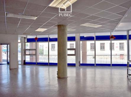 Pronájem - obchodní prostor, 145 m² obrázek