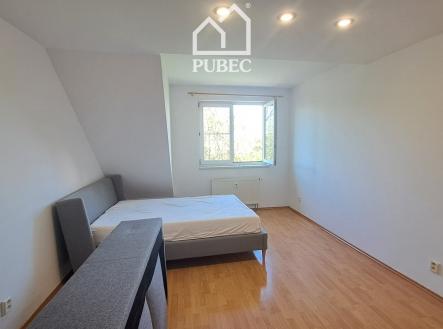 30 | Pronájem bytu, 1+kk, 27 m²
