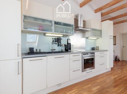 2 | Pronájem bytu, 3+kk, 85 m²