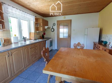 40 | Prodej - dům/vila, 200 m²