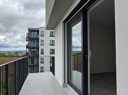 8 | Pronájem bytu, 2+kk, 69 m²