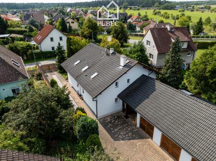 23 | Prodej - dům/vila, 200 m²