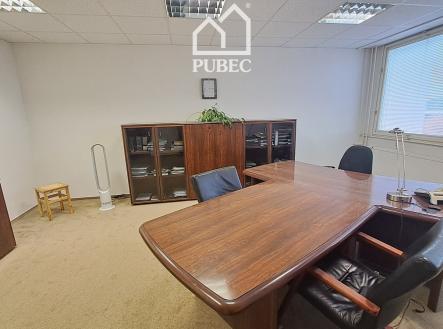 30 | Pronájem - kanceláře, 89 m²