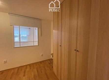 4 | Pronájem bytu, 2+kk, 39 m²