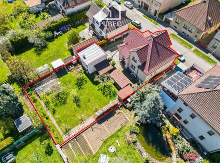 10 | Prodej - dům/vila, 262 m²