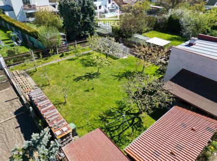 13 | Prodej - dům/vila, 262 m²