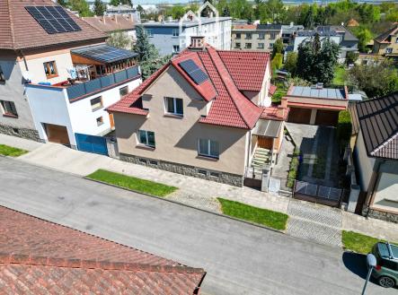 5 | Prodej - dům/vila, 262 m²