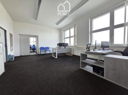 2 | Pronájem - kanceláře, 35 m²