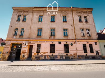 Plzenecká-1 | Prodej - nájemní dům, 936 m²