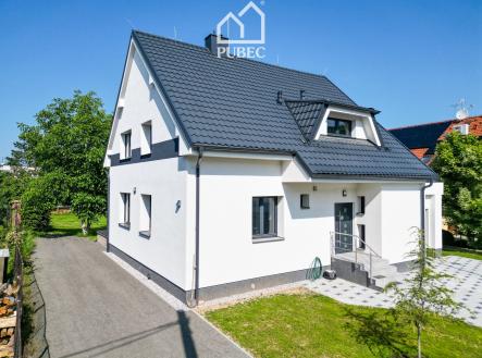 25 | Pronájem - dům/vila, 223 m²