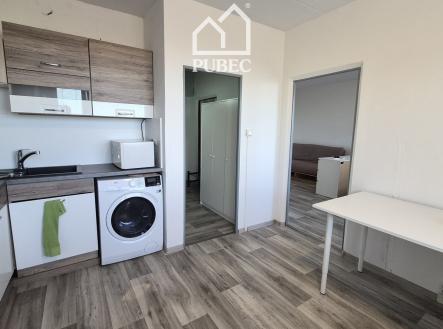 40 | Pronájem bytu, 1+1, 39 m²