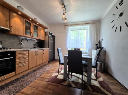 Prodej bytu, 2+1, 61 m²