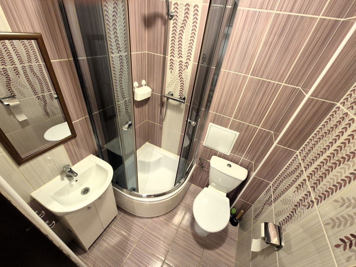 PRODÁNO !!! Zmodernizovaný, cihlový byt 1+1 v Příbrami 7