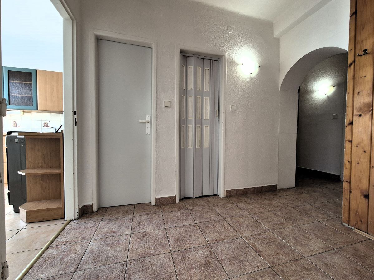 PRODÁNO !!! Cihlový byt 3+1 s balkonem v Příbrami 7