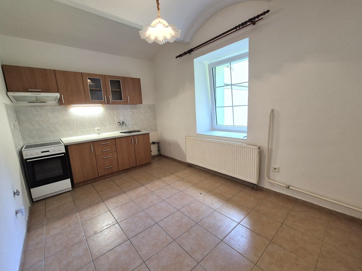 NOVINKA !!! PRONÁJEM bytu 1+1 v řadovém RD - Závišín u Blatné