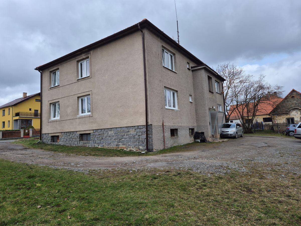 NOVINKA !!! Cihlový byt 2+k.k. v Chrašticích, okr. Příbram