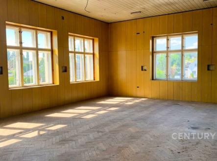 . | Prodej - obchodní prostor, 150 m²