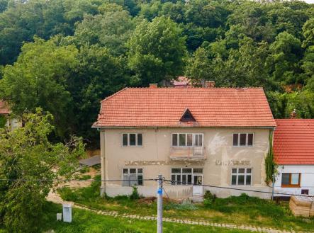 . | Prodej - dům/vila, 228 m²