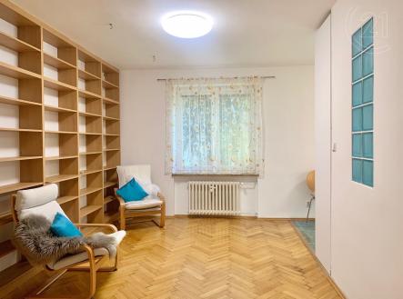 . | Pronájem bytu, 3+kk, 76 m²