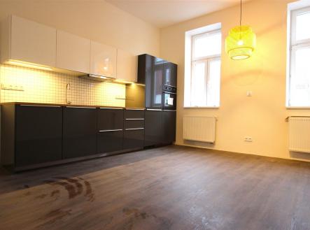 . | Pronájem bytu, 3+kk, 70 m²