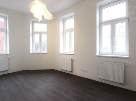 . | Pronájem bytu, 3+kk, 70 m²