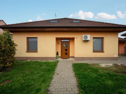 . | Prodej - dům/vila, 160 m²