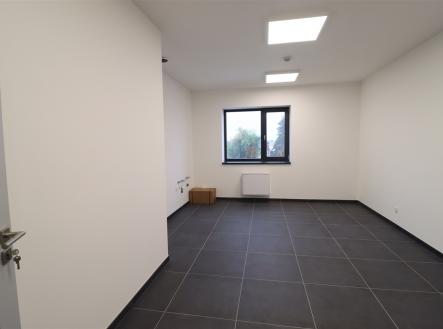 . | Pronájem - kanceláře, 250 m²