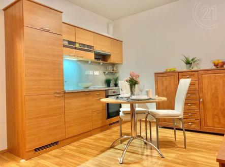 . | Prodej bytu, 1+kk, 37 m²