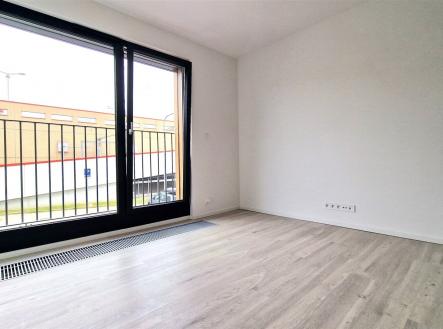 . | Pronájem bytu, 1+kk, 34 m²