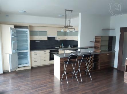 . | Pronájem bytu, 3+kk, 72 m²