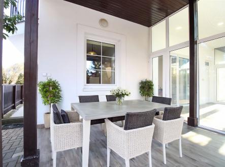 . | Prodej - dům/vila, 168 m²
