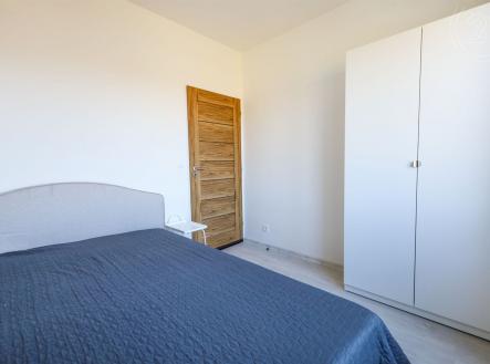 . | Pronájem bytu, 2+kk, 39 m²