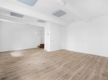 . | Prodej - kanceláře, 80 m²