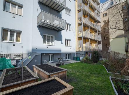 . | Prodej - kanceláře, 80 m²