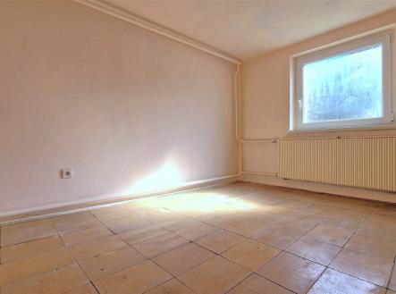 . | Prodej - dům/vila, 180 m²