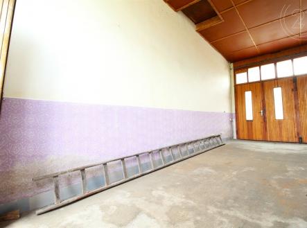 . | Prodej - dům/vila, 180 m²