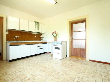 . | Prodej - dům/vila, 180 m²