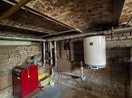 . | Prodej - dům/vila, 180 m²