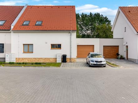 . | Prodej - dům/vila, 173 m²