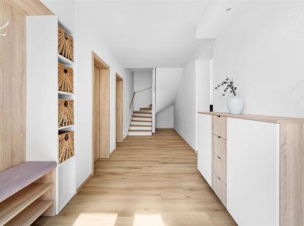 . | Prodej - dům/vila, 173 m²