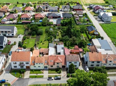 . | Prodej - dům/vila, 211 m²