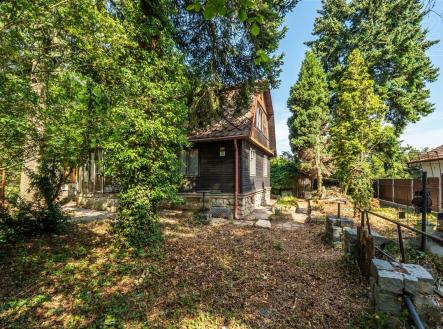 . | Prodej - pozemek pro bydlení, 758 m²